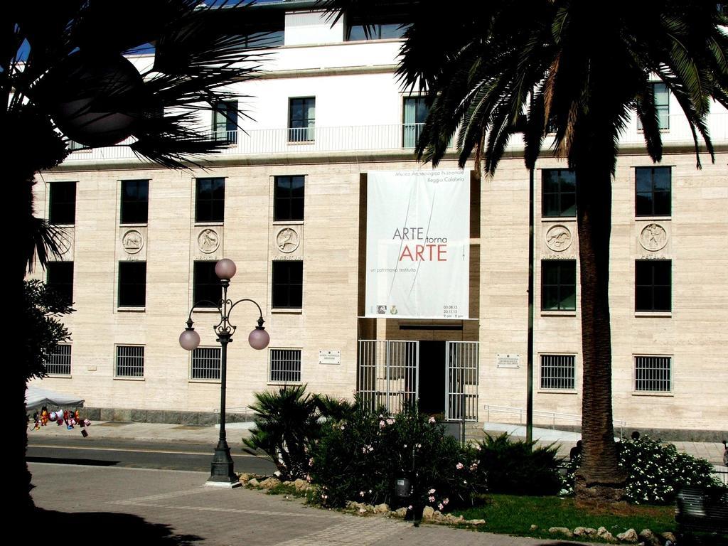 B&B Degli Ottimati Ρέτζιο ντι Καλάμπρια Εξωτερικό φωτογραφία